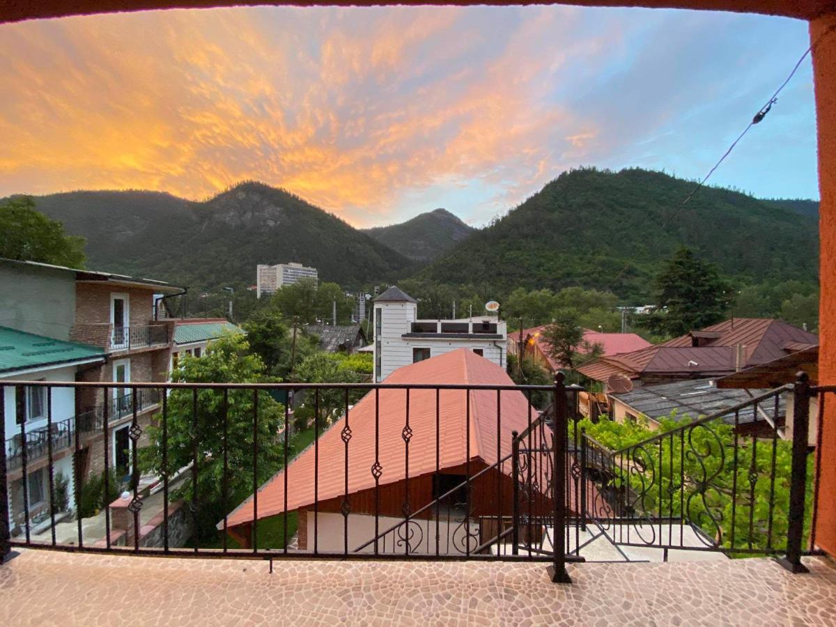 Guest House Borjomula 보르조미 외부 사진
